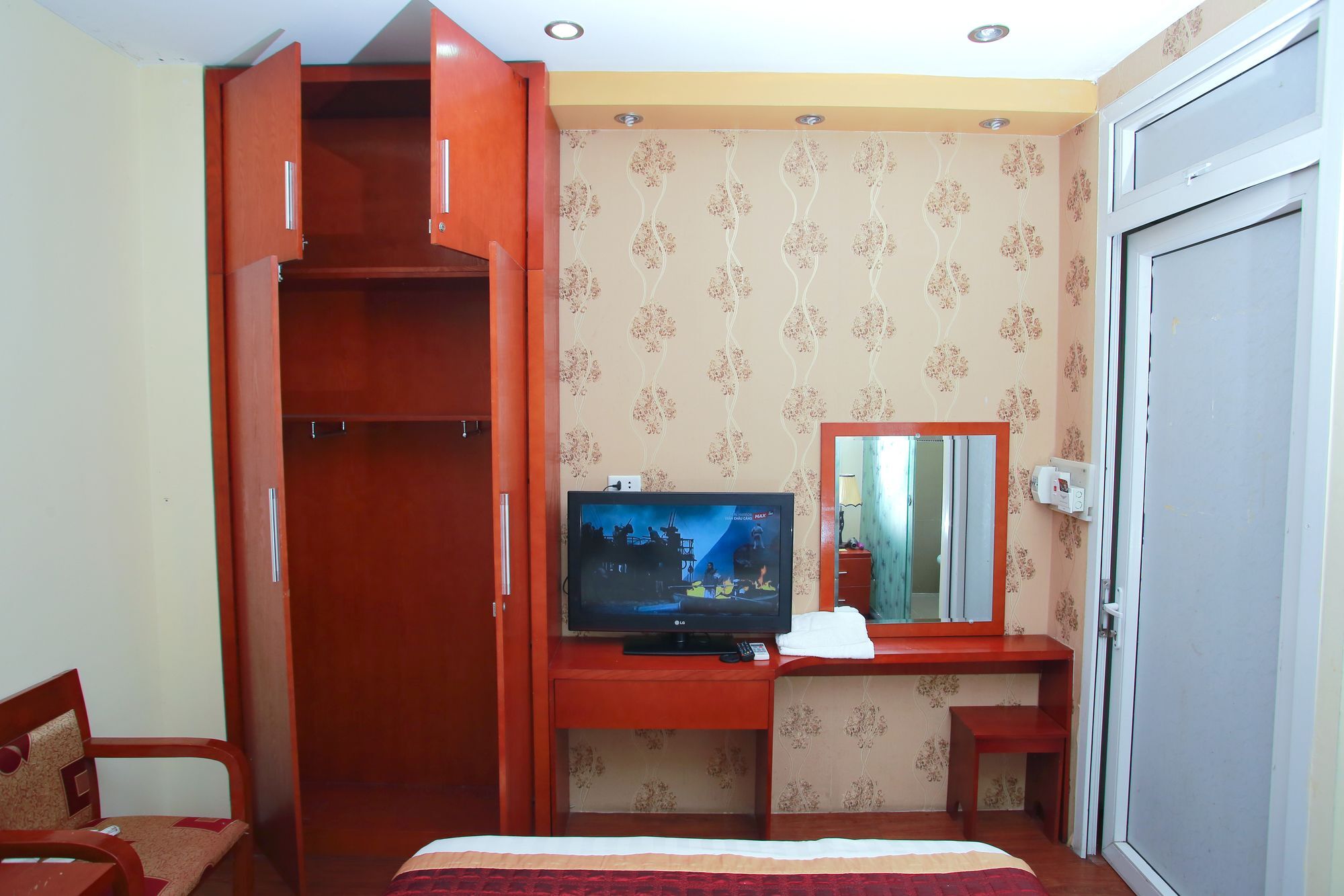 Reddoorz Near Hanoi Railway Station Kültér fotó
