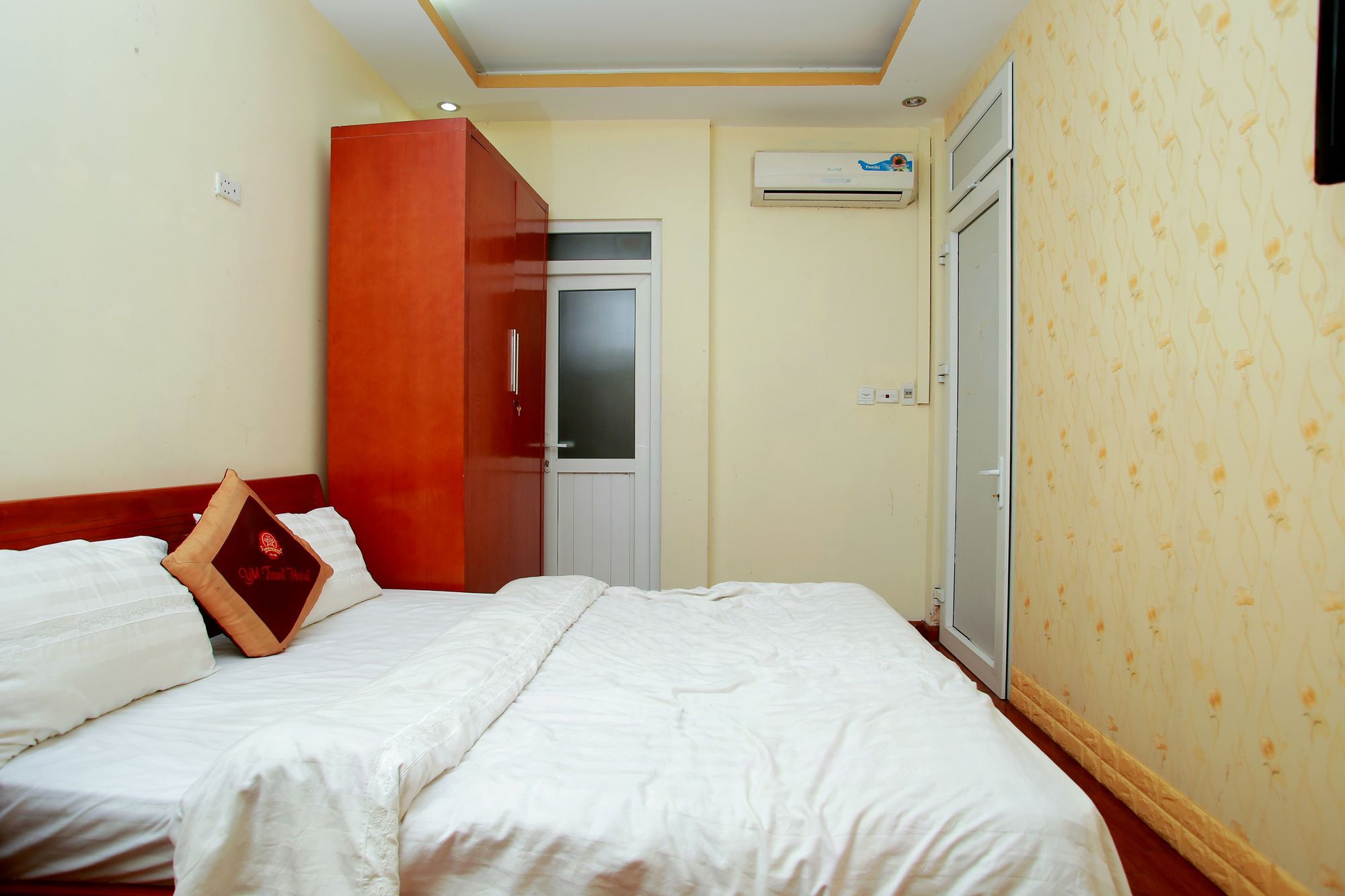 Reddoorz Near Hanoi Railway Station Kültér fotó