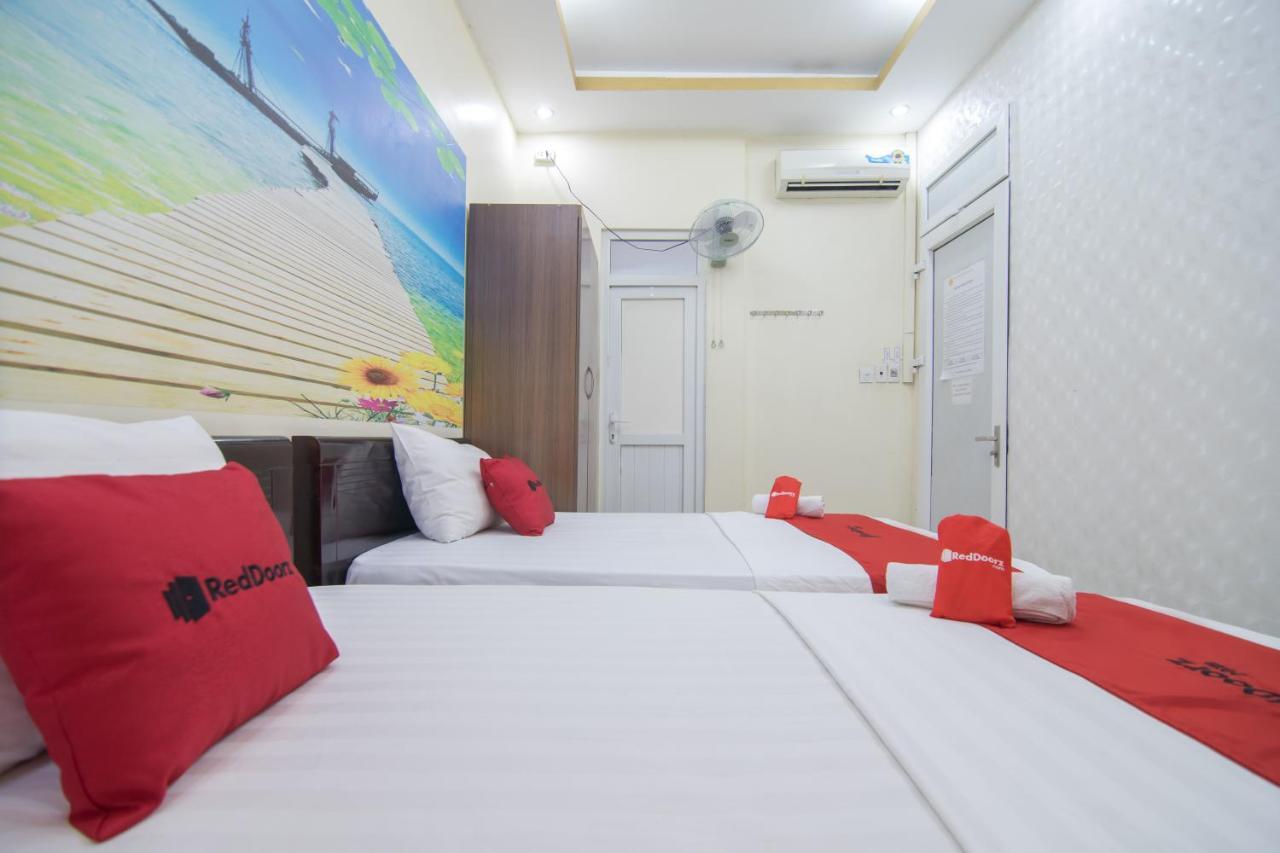 Reddoorz Near Hanoi Railway Station Kültér fotó